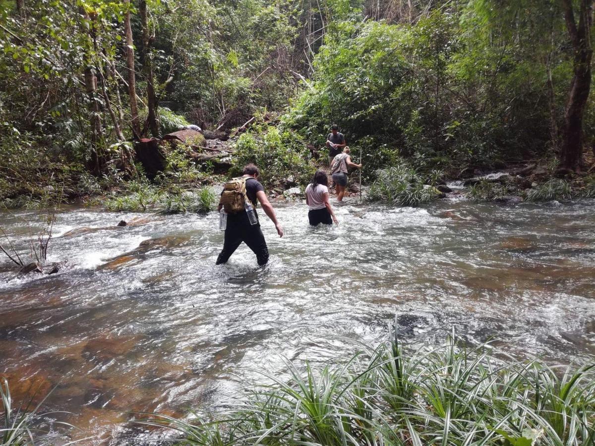 Ratanakiri Farmhouse & Trekking Banlung Экстерьер фото