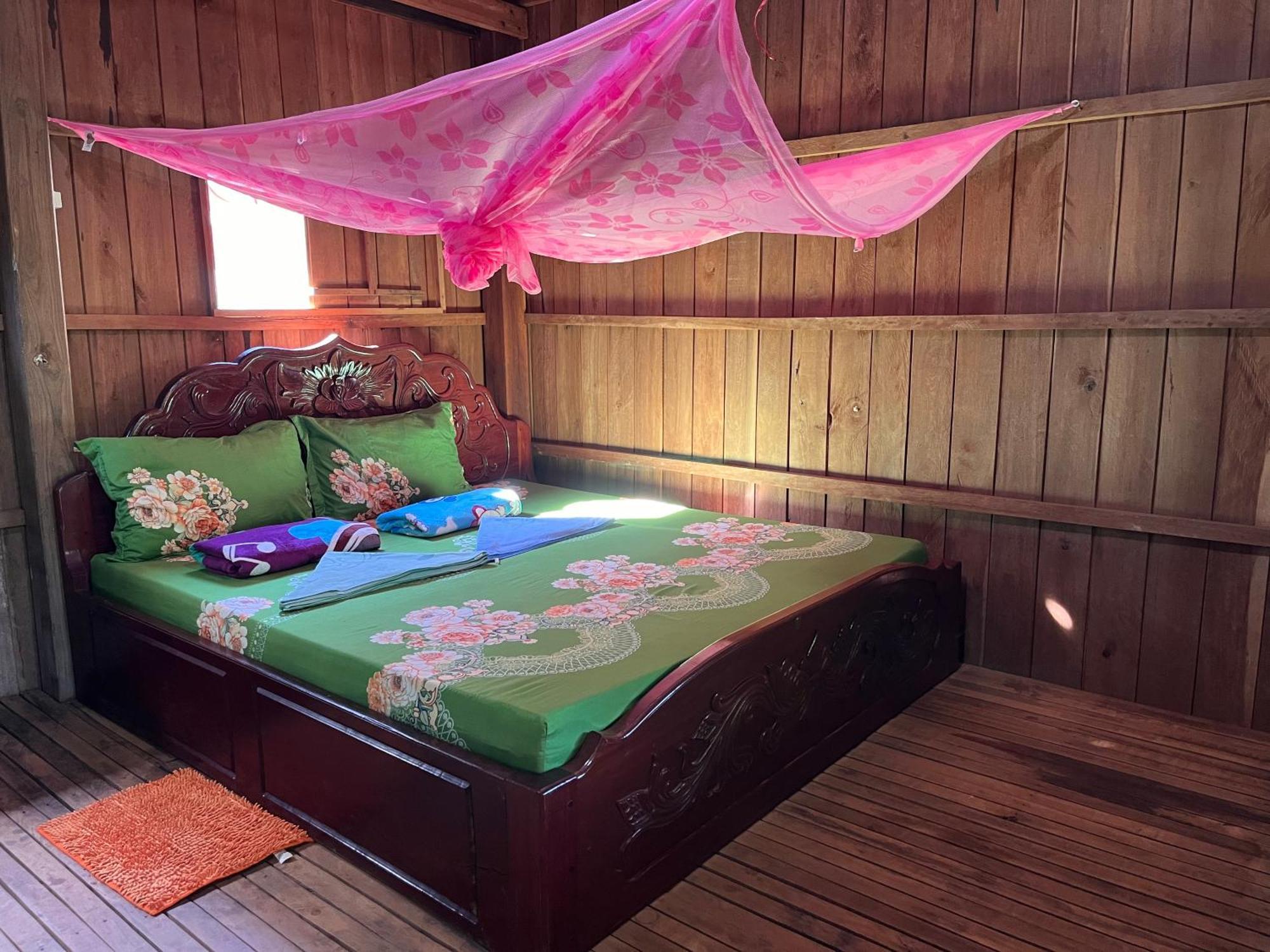 Ratanakiri Farmhouse & Trekking Banlung Экстерьер фото